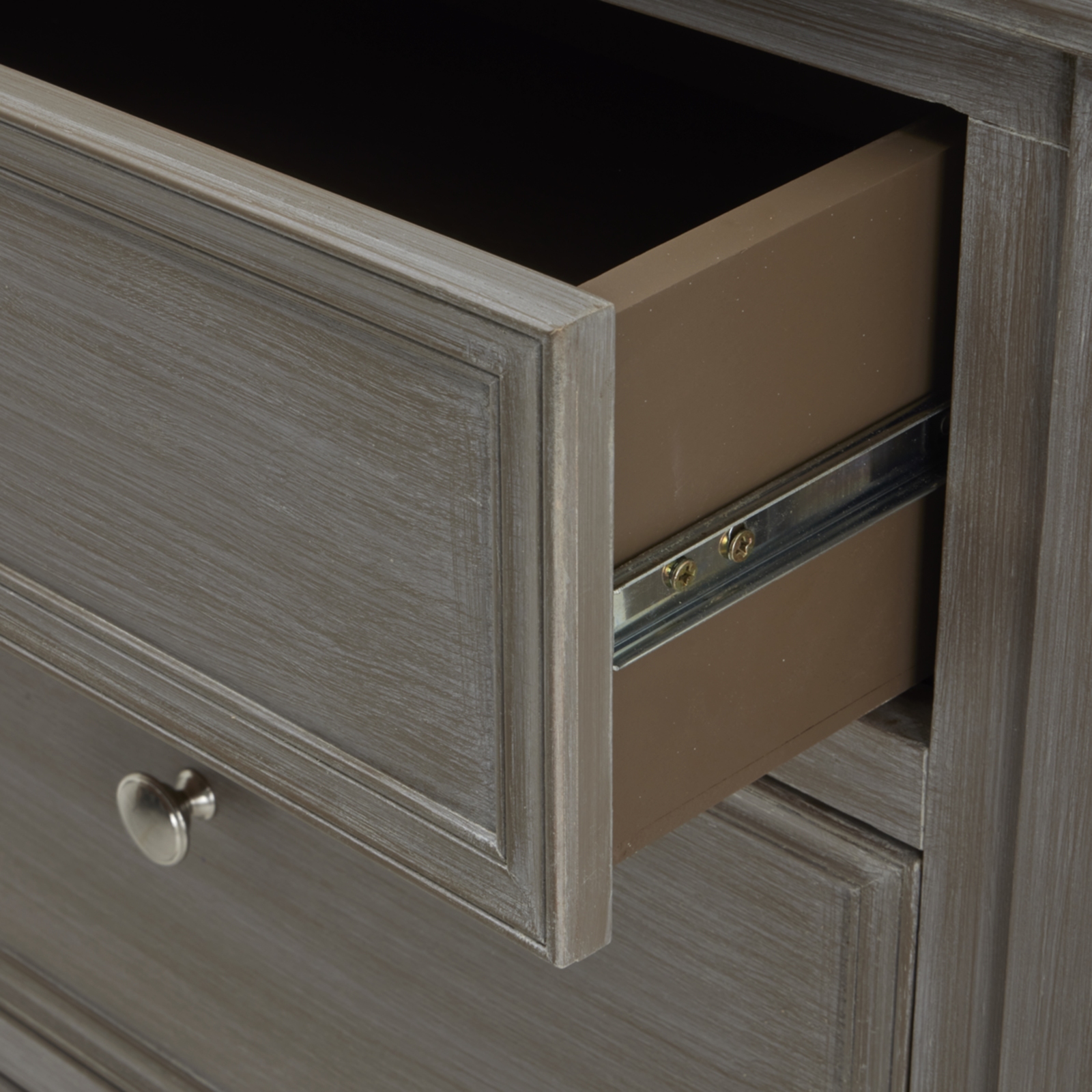 Salcombe four drawer chest - Image 4
